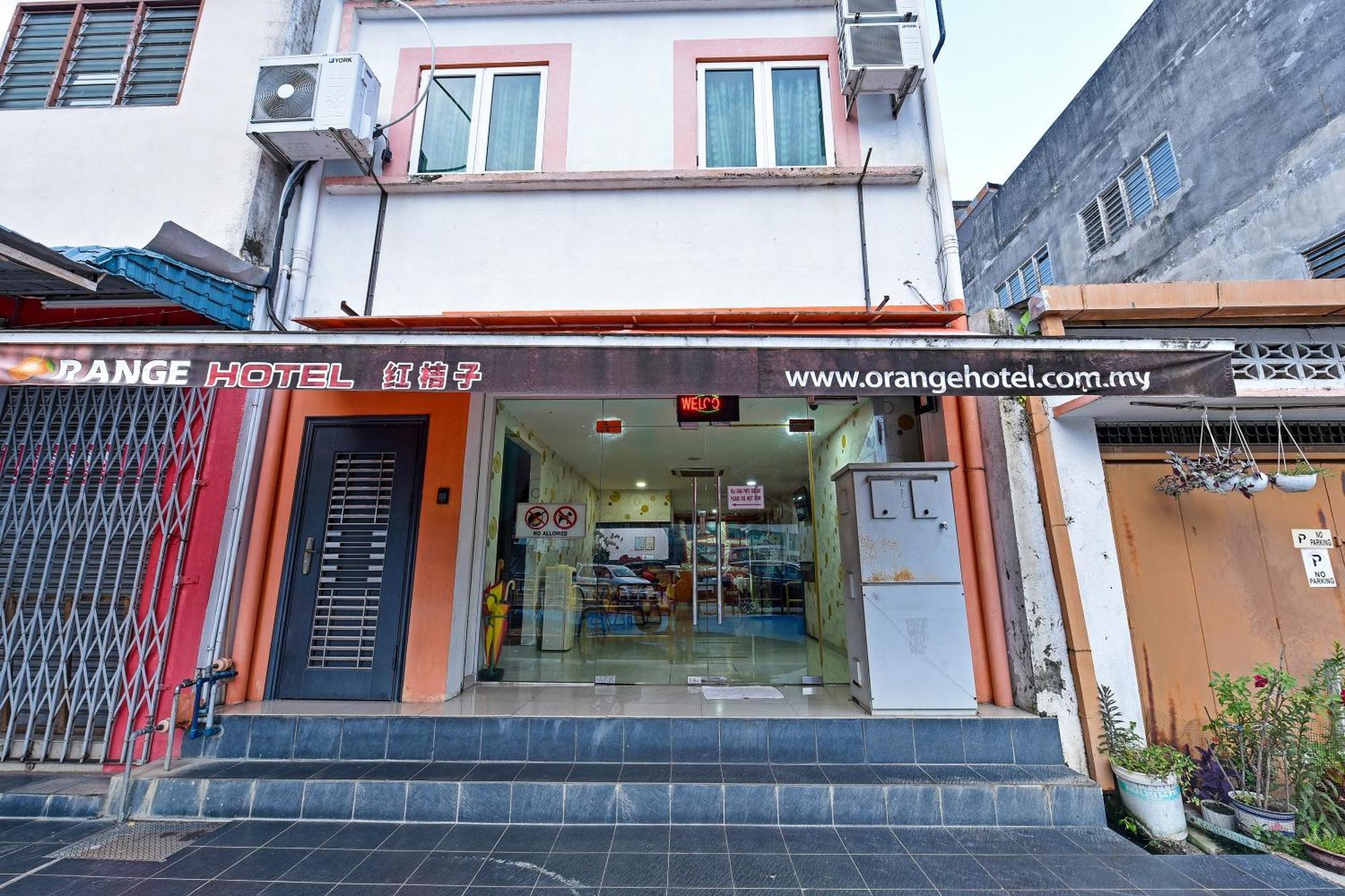 Super Oyo 992 Orange Hotel Kuala Pilah Exterior photo