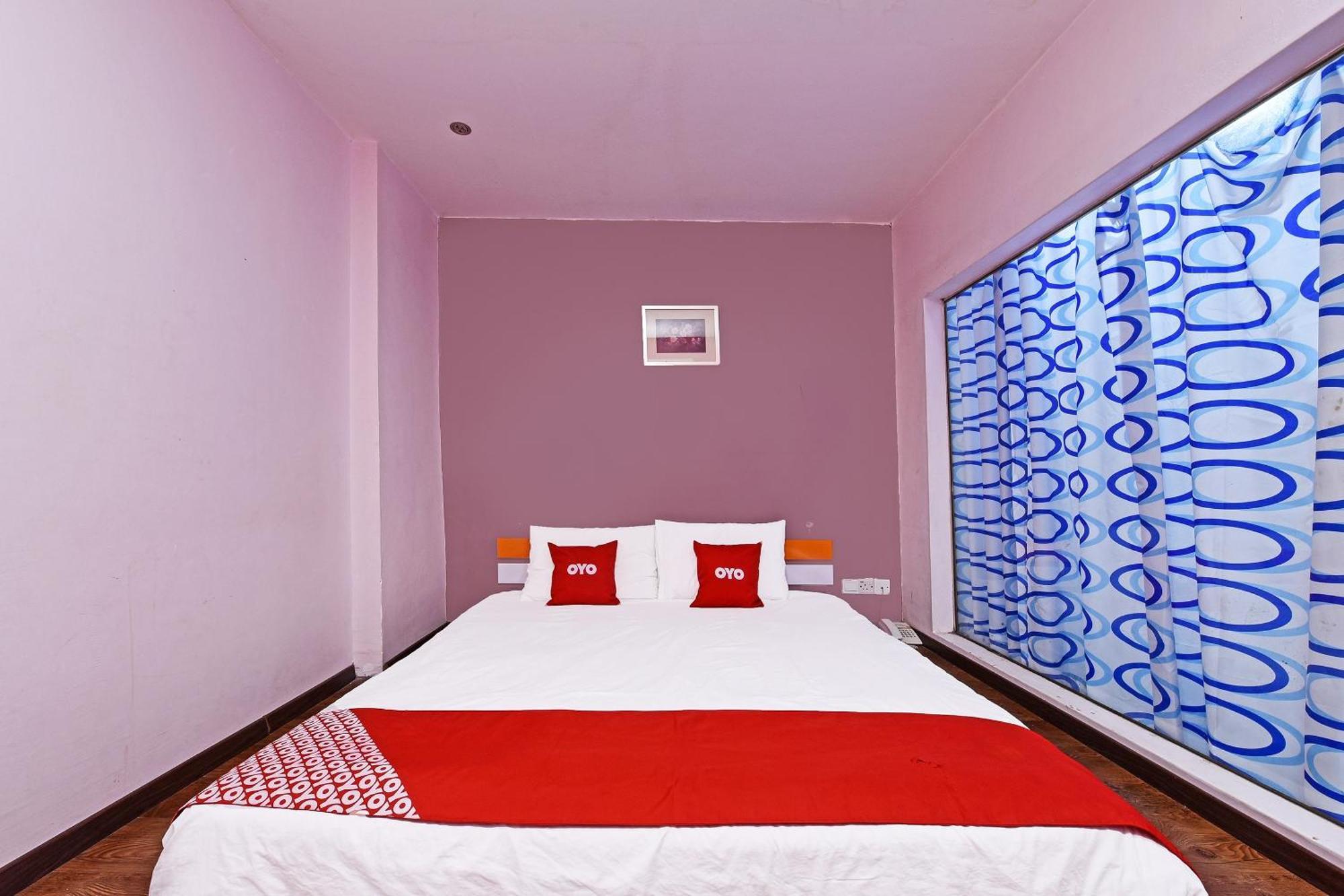 Super Oyo 992 Orange Hotel Kuala Pilah Exterior photo