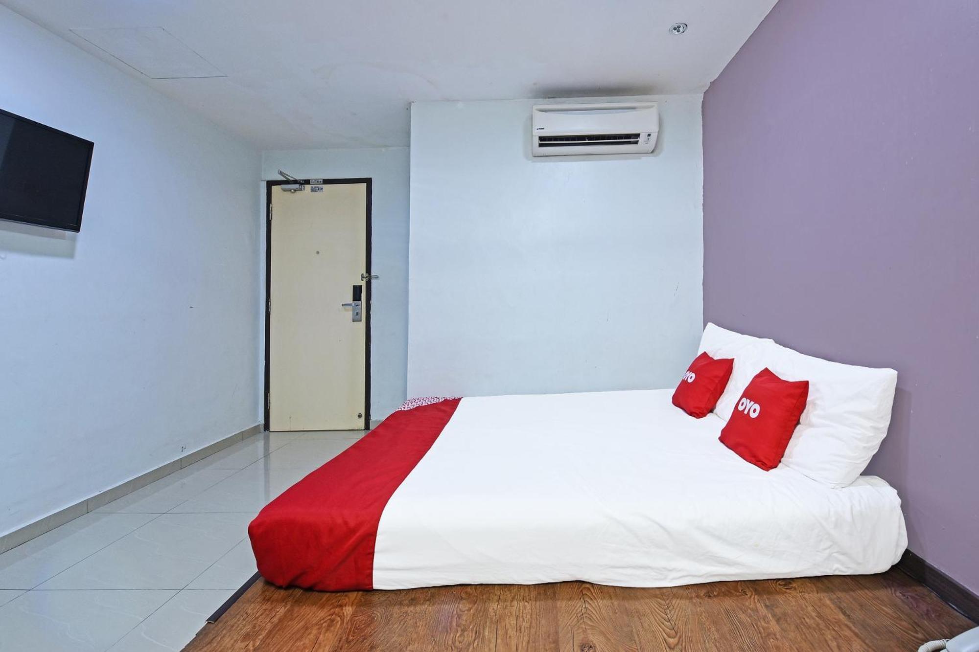 Super Oyo 992 Orange Hotel Kuala Pilah Exterior photo