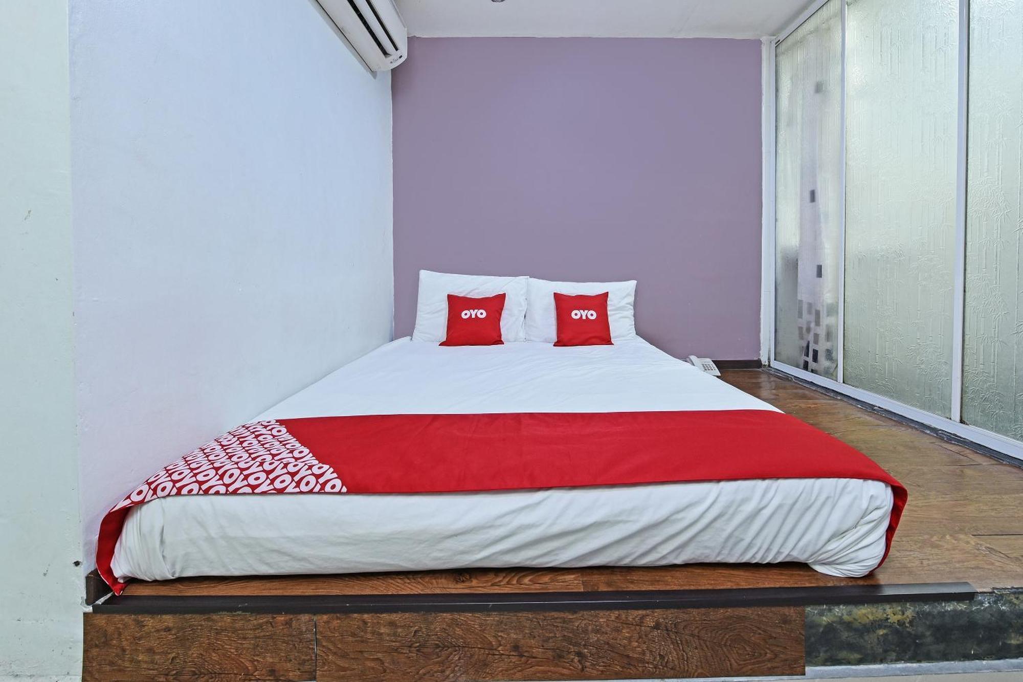 Super Oyo 992 Orange Hotel Kuala Pilah Exterior photo